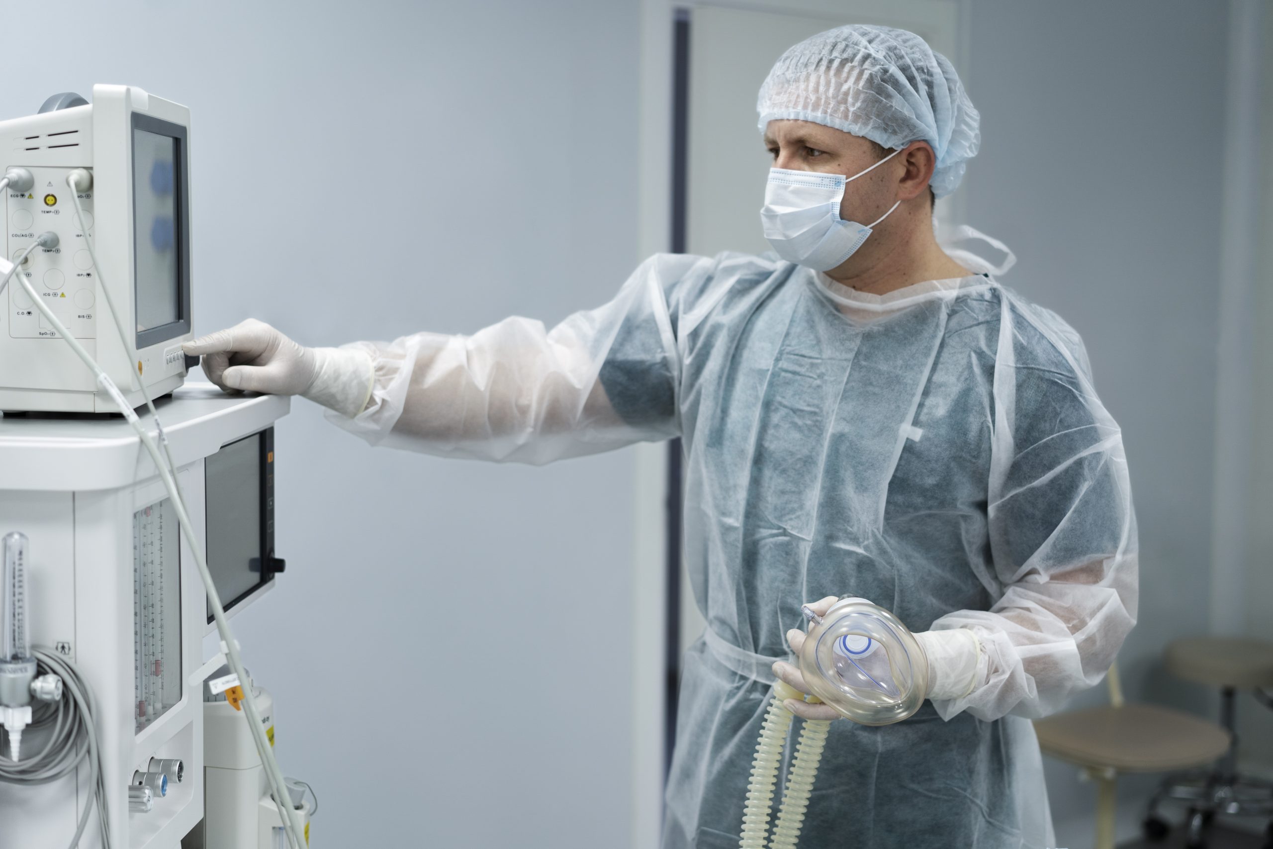 doctor-monitoring-patient-s-pulse
